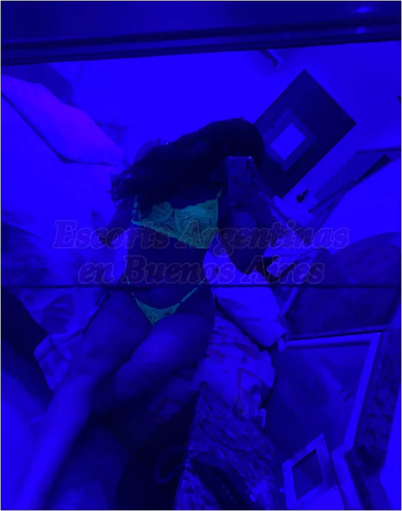 Escorts Alis 15-7160-2880